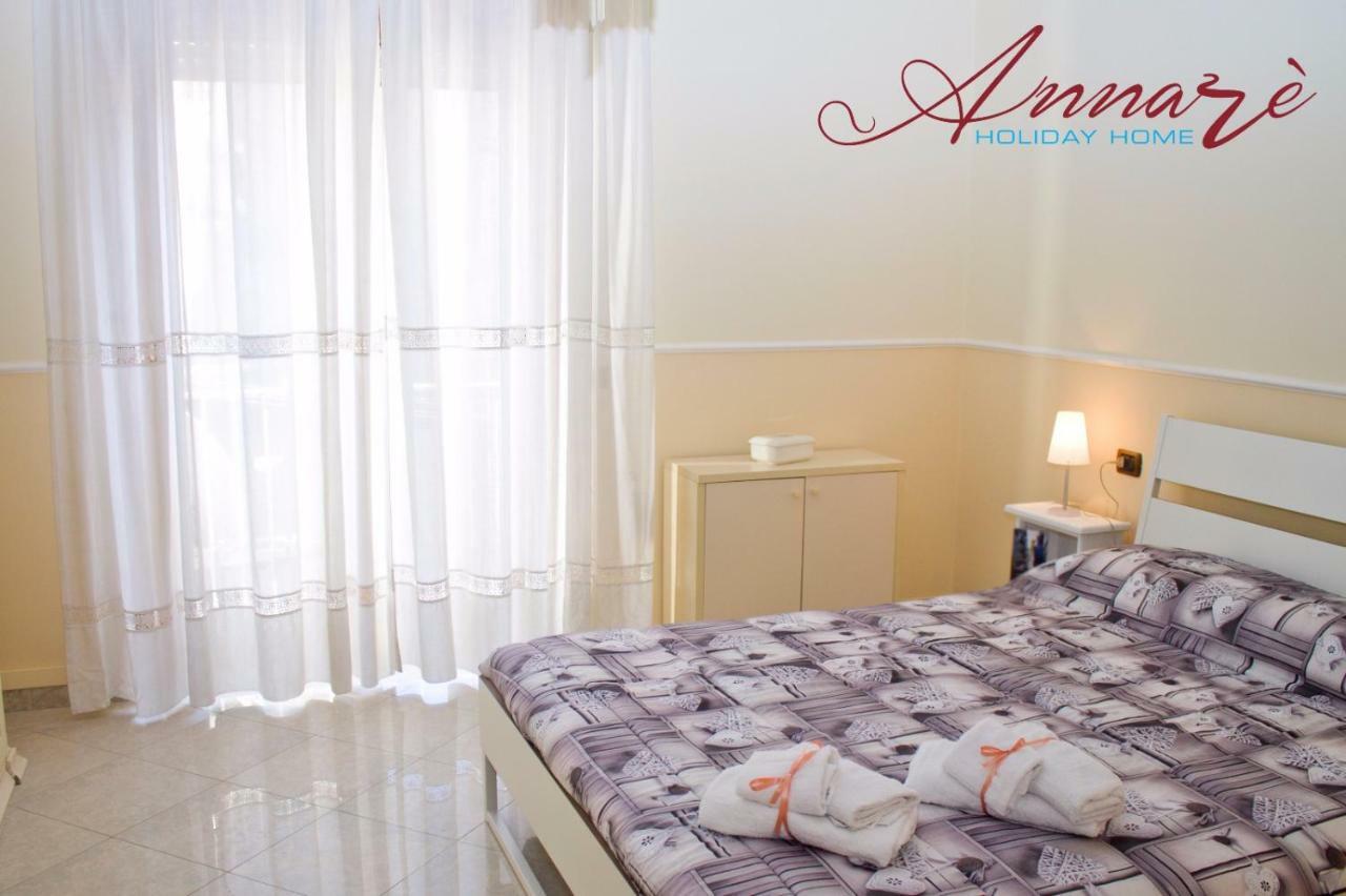 Annarè * Naples